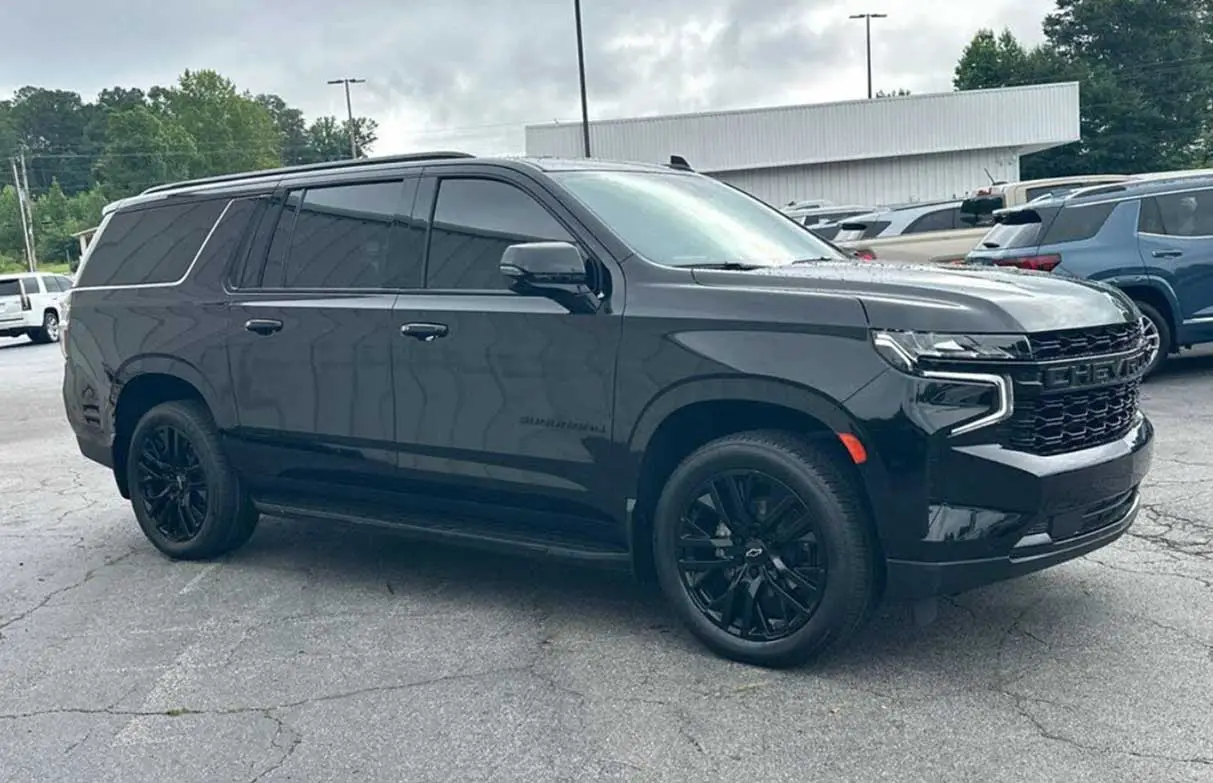 chevrolet-suburban1